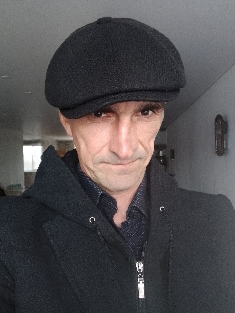  53251167  Alex, 42 ,    