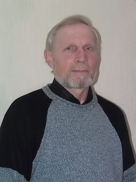  ,   Sergejs, 74 ,   