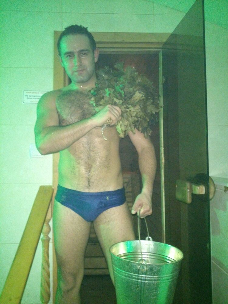  ,   Oleg, 37 ,   ,   , c 