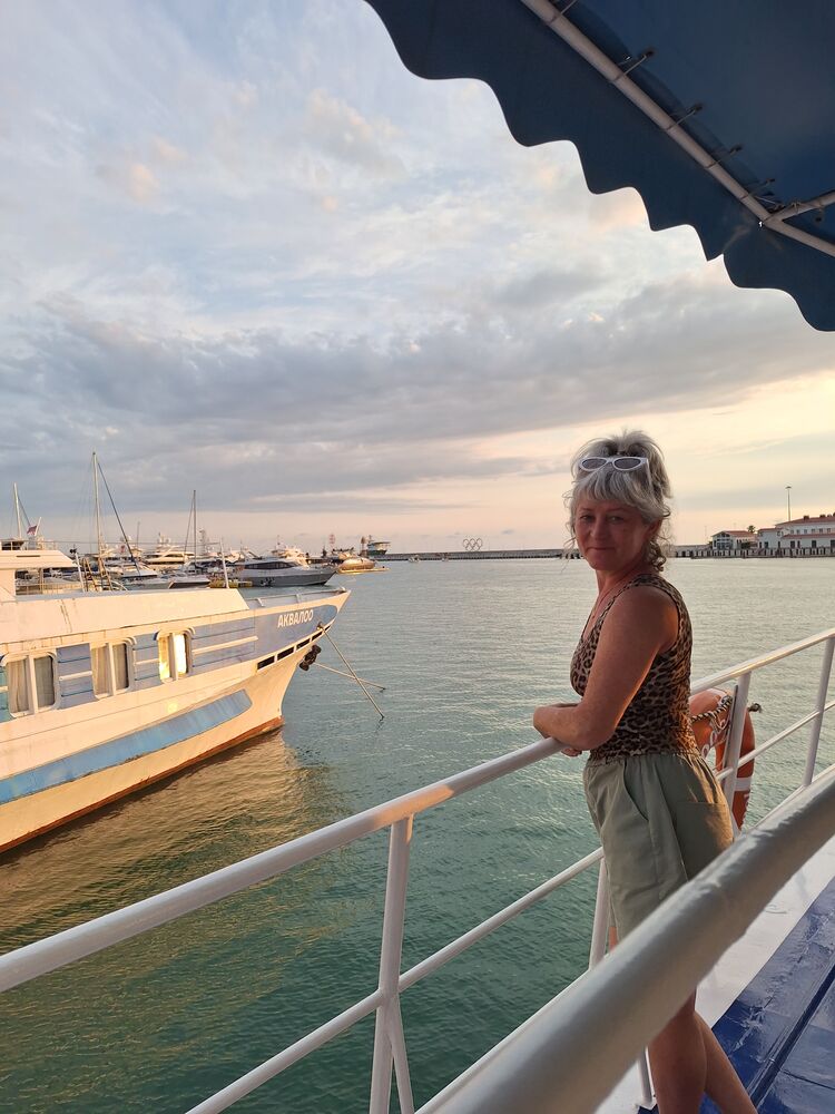  ,   Alla, 52 ,   c , 