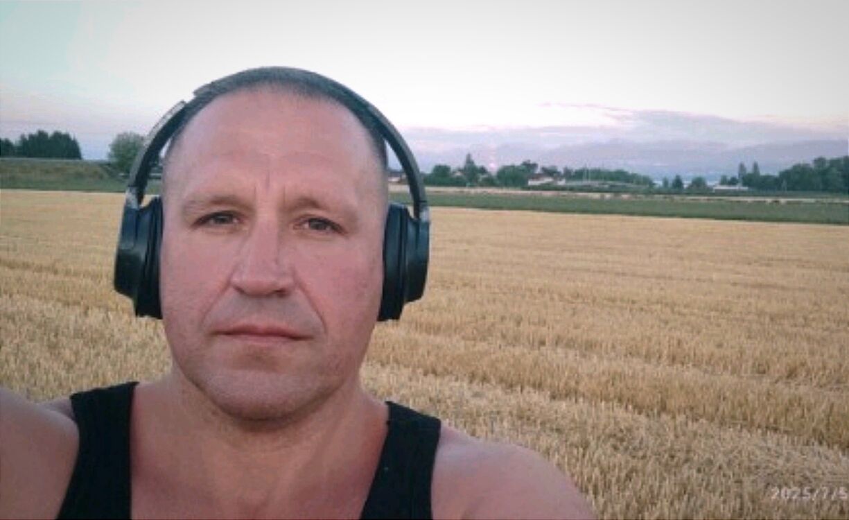  ,   Aerodrom, 36 ,   ,   , c 