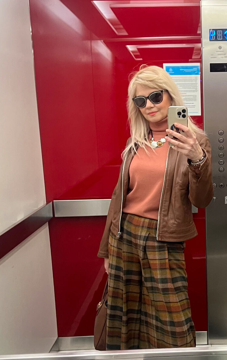 ���� 56198517 ������� ����, 46 ���, ���� ���������� � ������