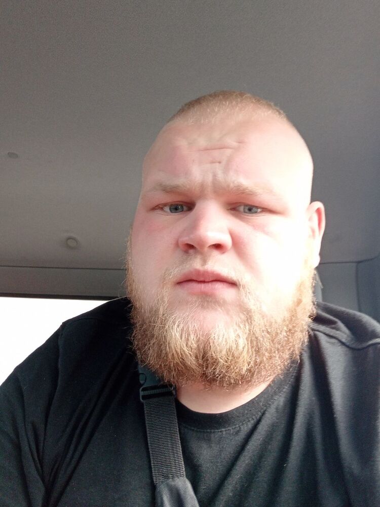  ,   Dgynior, 25 ,   c 