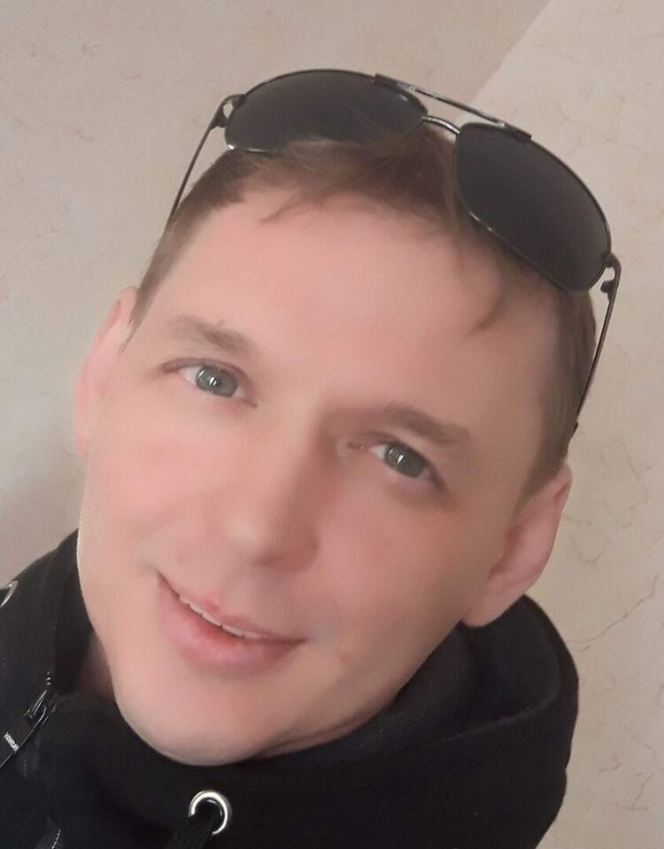  28904187  , 44 ,    