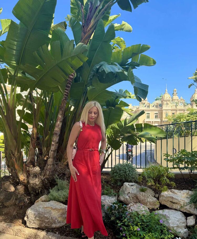  45254707  Liudmila, 46 ,    Villeurbanne