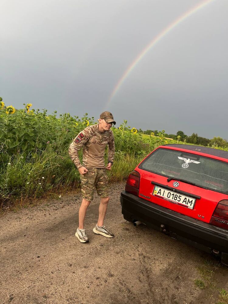  54445267  Miron, 25 ,    