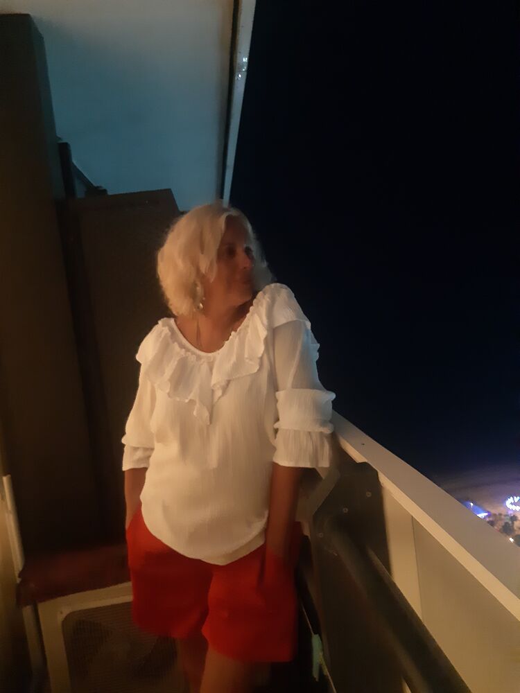  52057147  , 51 ,    