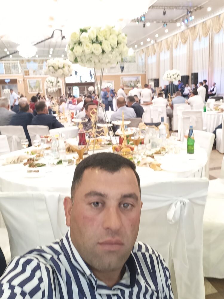  28079597  Mexman, 46 ,    