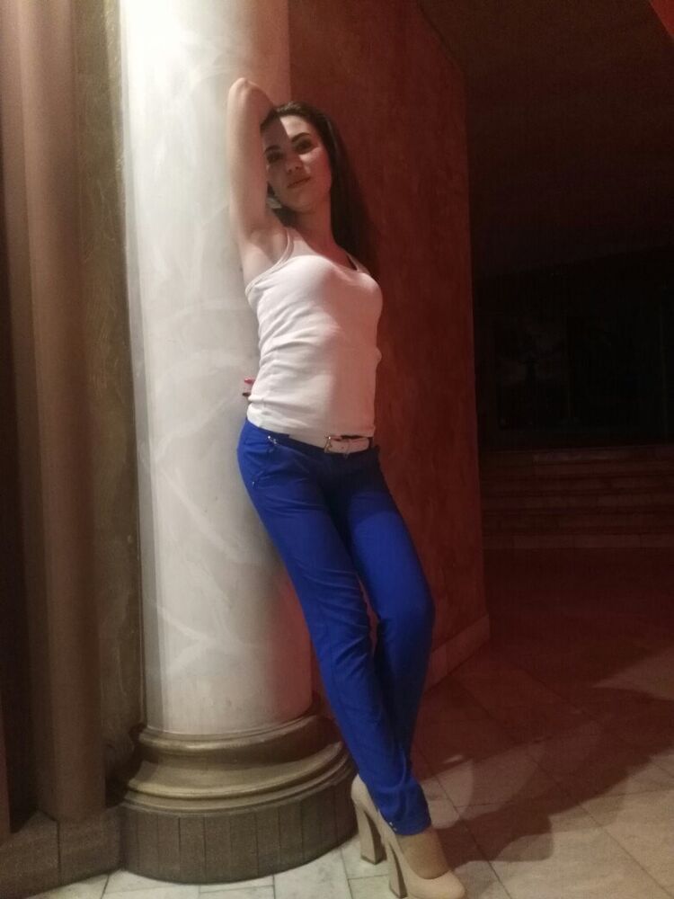  ,   Hishchnica, 33 ,   ,   , c 