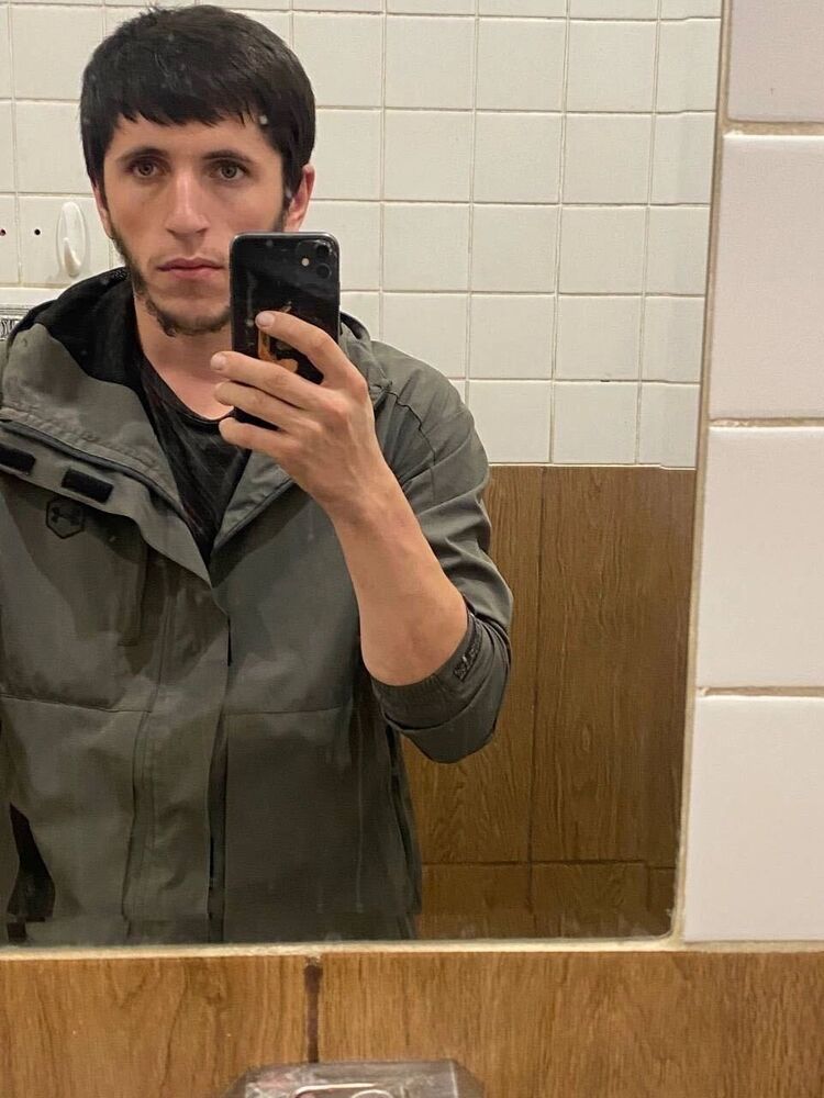  47787217  , 28 ,    