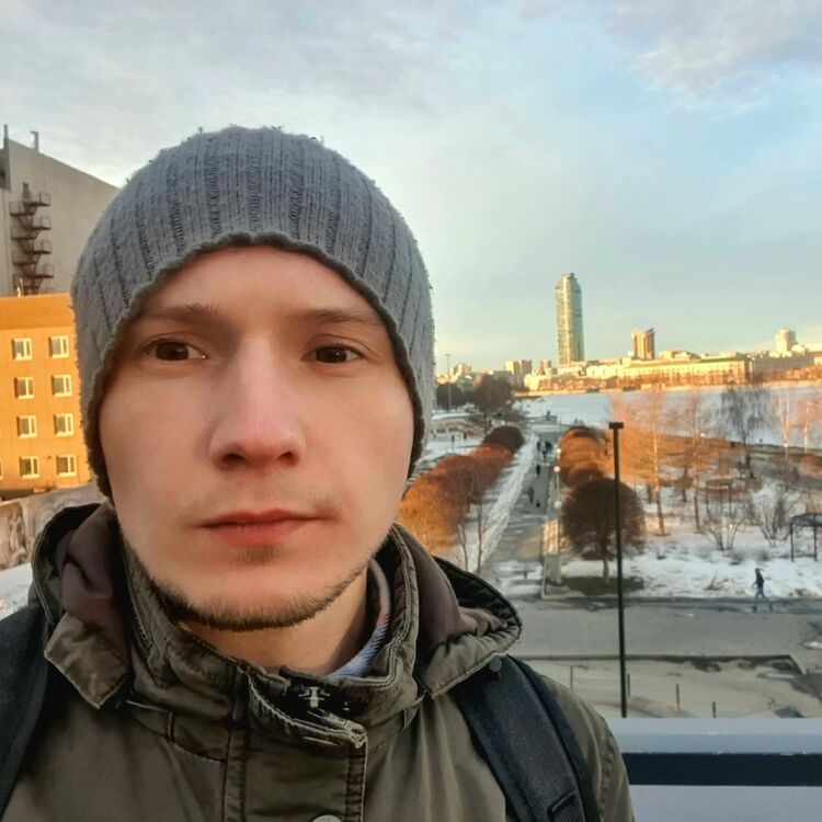  37777927  Vlad, 30 ,    