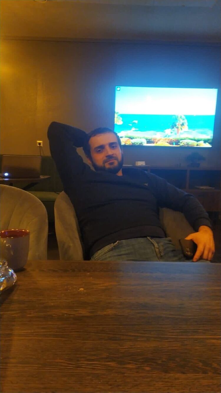  34749147  , 37 ,    