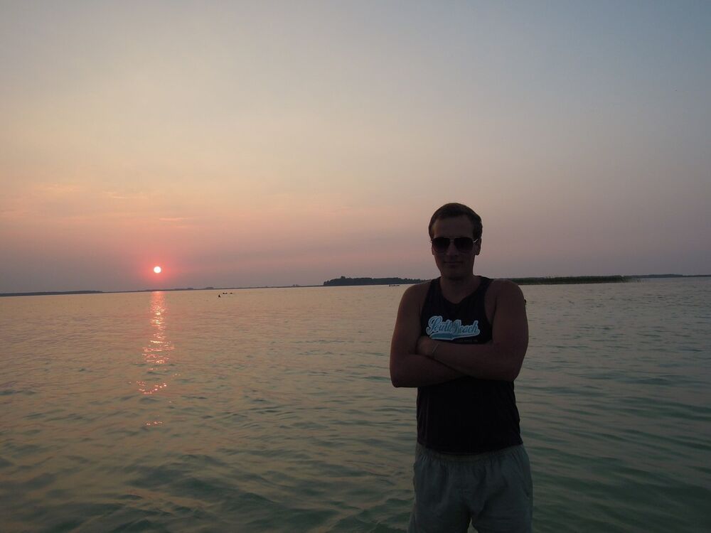  ,   Ihor, 32 ,   ,   , c 