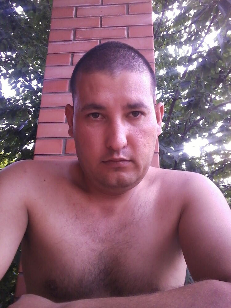  --,   Mansur, 37 ,   ,   , c 