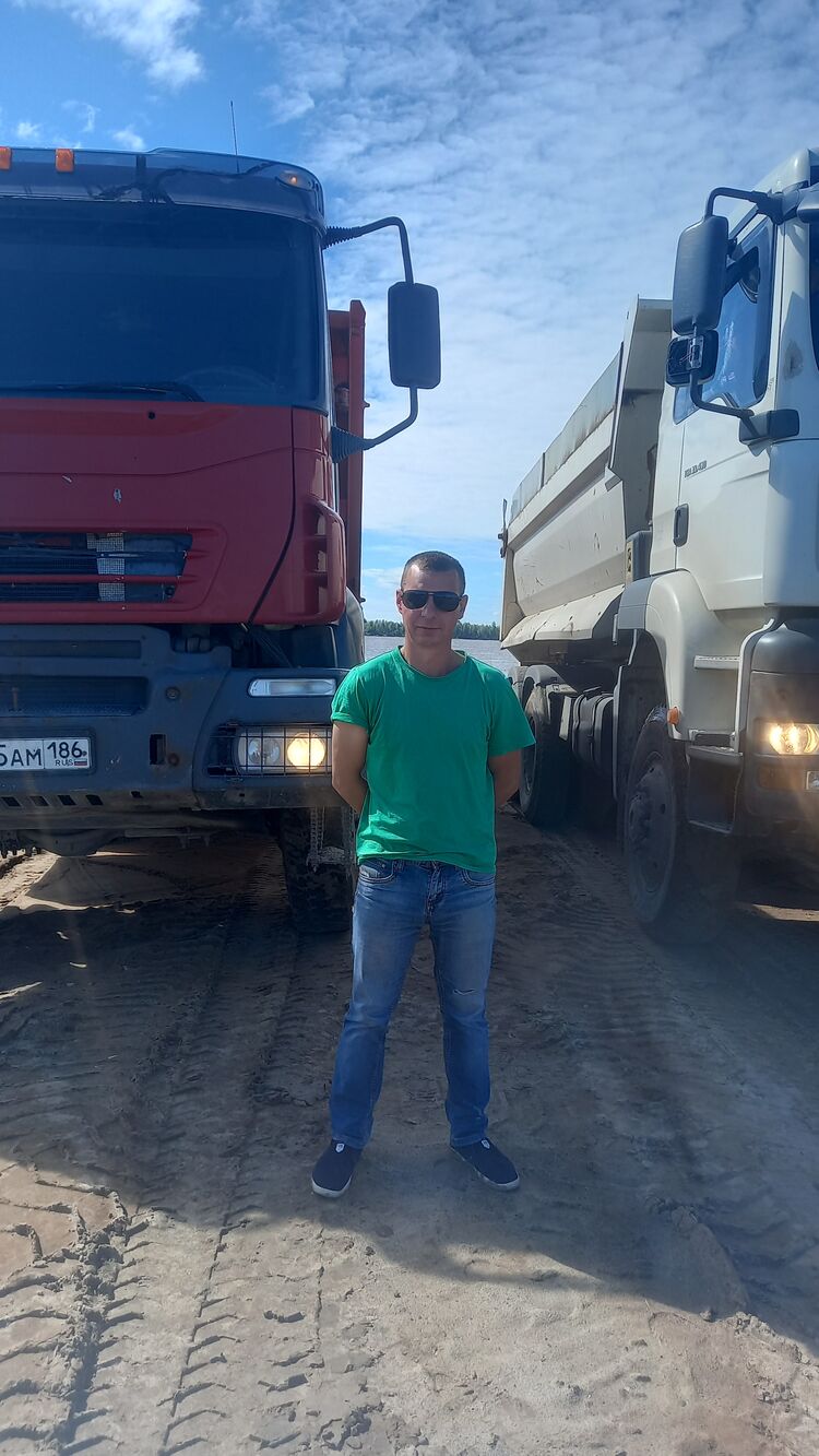 28056417  Zhenya, 42 ,    