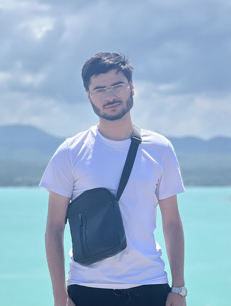  ,   Anania, 24 ,   ,   