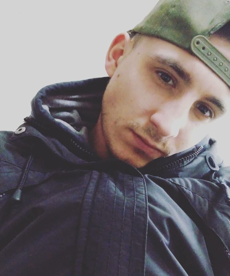  22862637  , 25 ,    