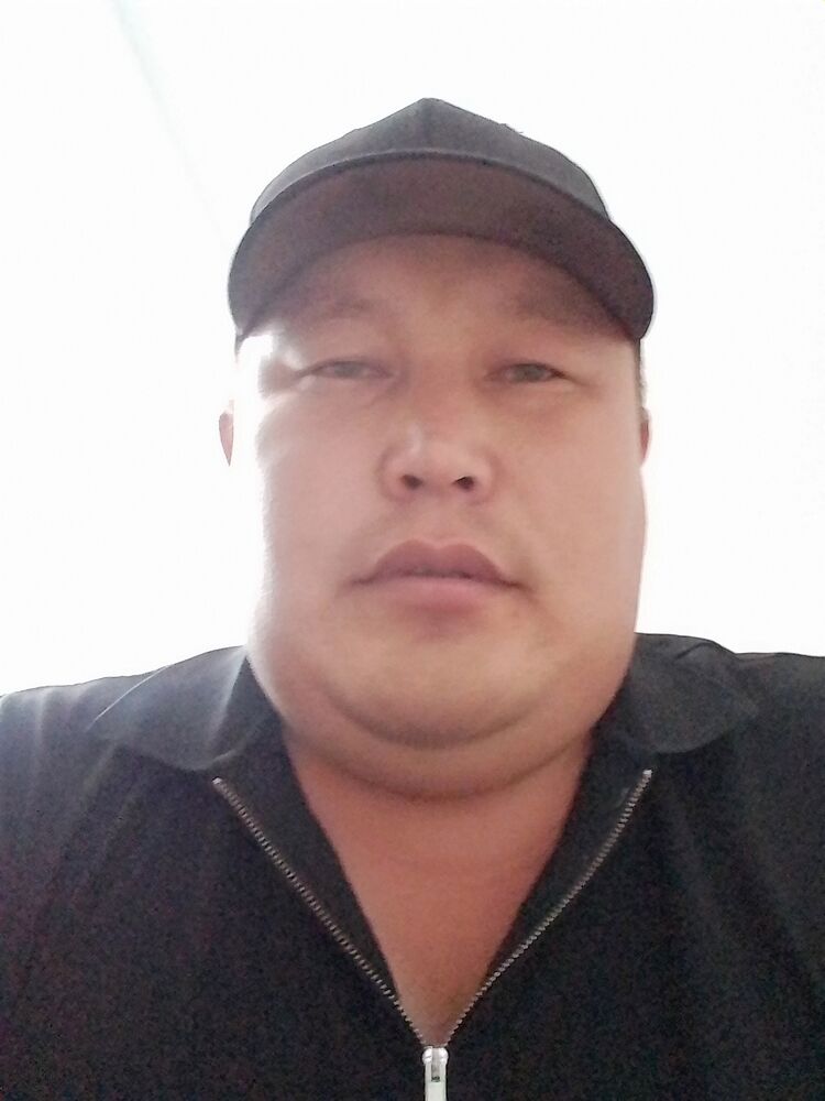  ,   Kuanysh, 35 ,     
