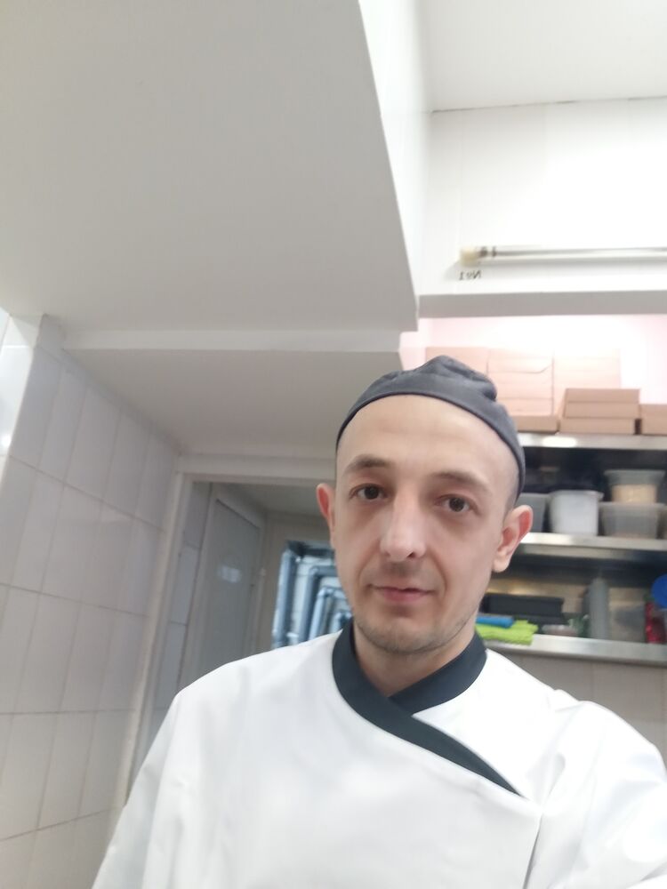  50758127  , 35 ,    