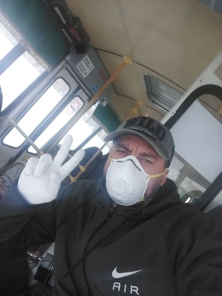  32108957  , 49 ,    