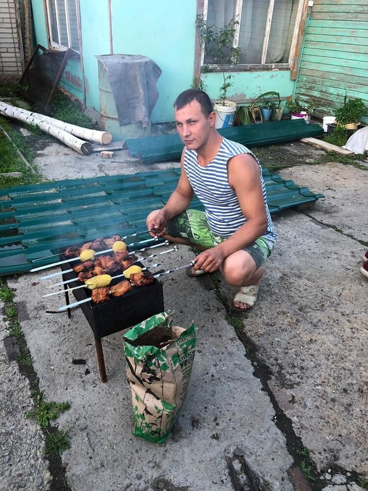  18533647  , 37 ,    