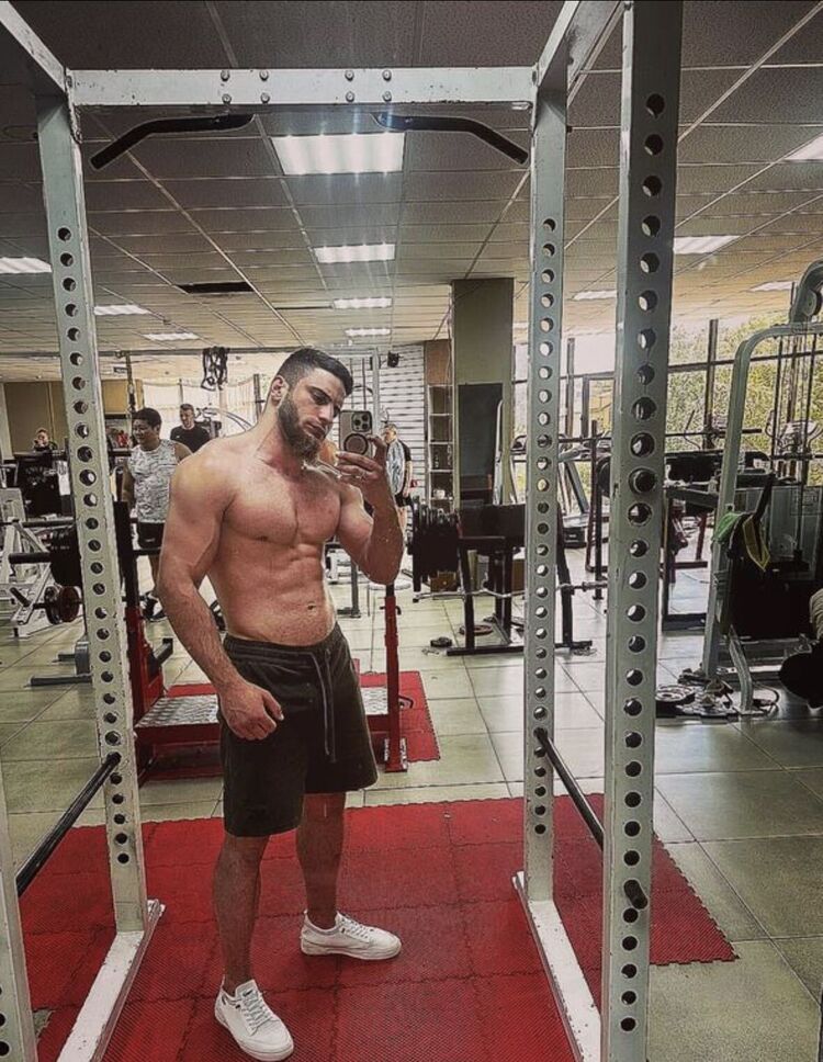  ,   Andrei, 36 ,   ,   , c , 
