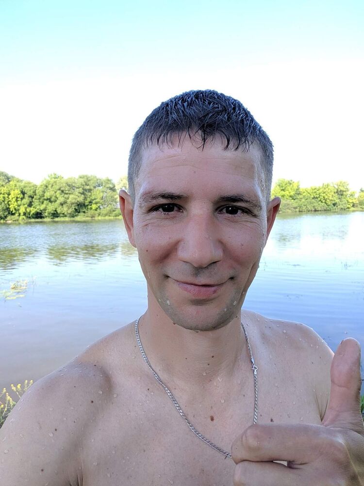  ,   Stas, 41 ,   ,   , c 