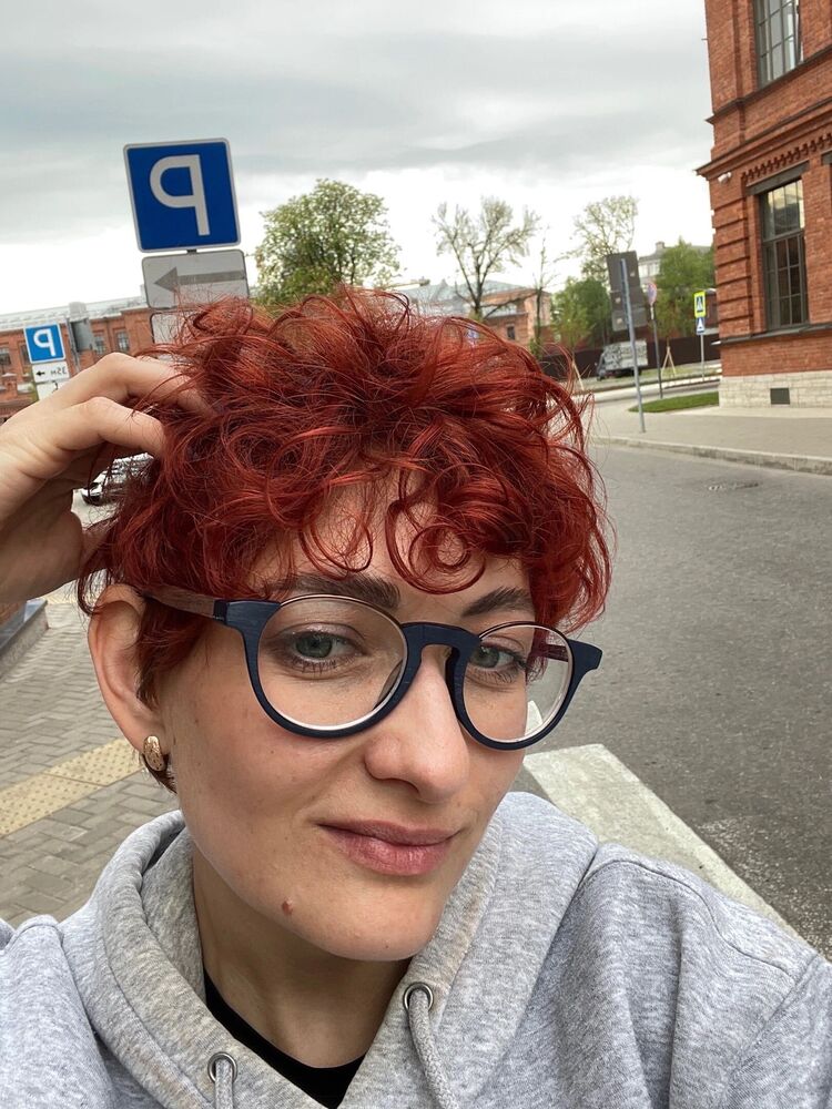  54228867  , 40 ,    -