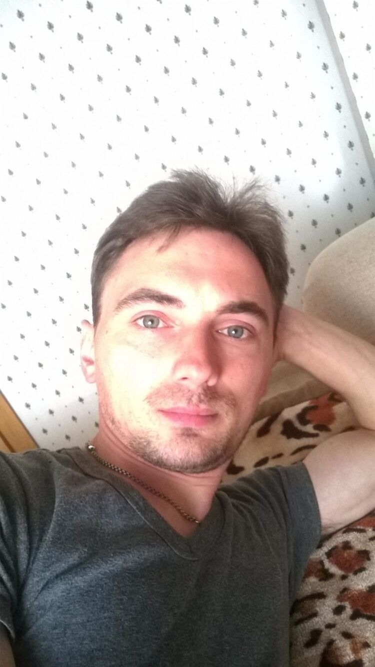  28422107  Vadim, 36 ,    