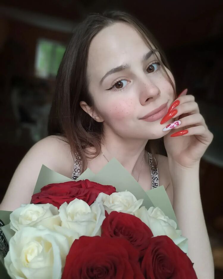  39239707  , 22 ,    