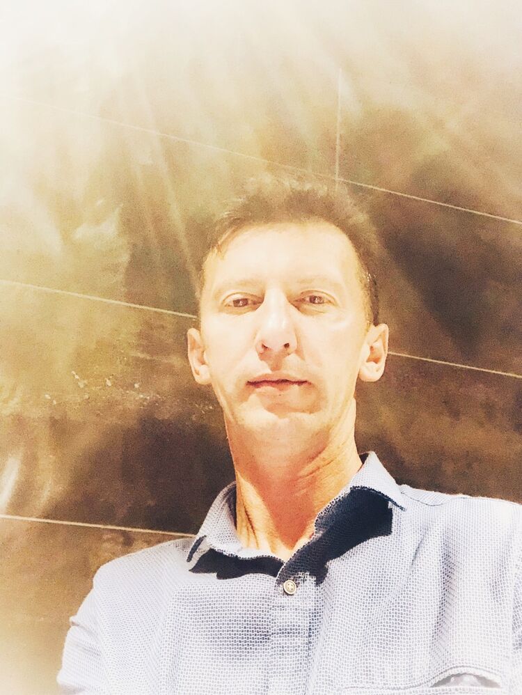  Hadera,   Oleg, 46 ,   ,   , c 