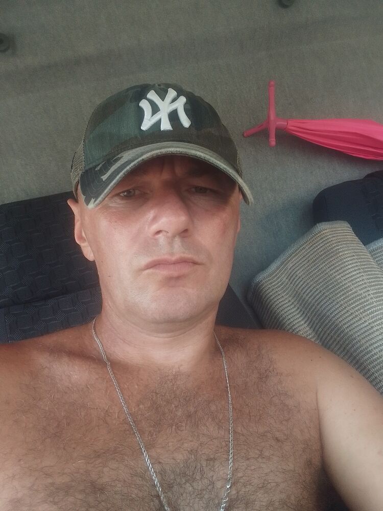 48008457  , 42 ,    