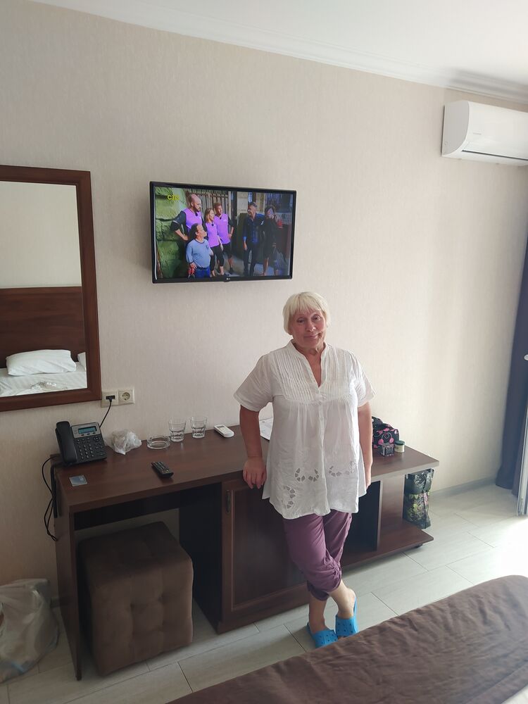  ,   , 70 ,   ,   