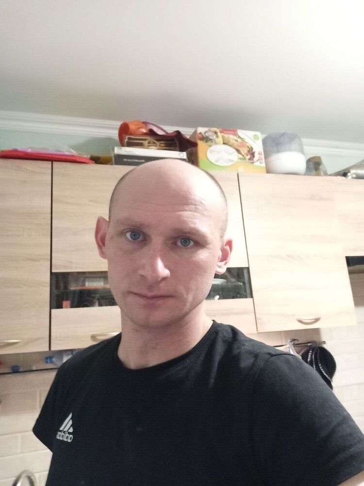  52869947  , 38 ,    