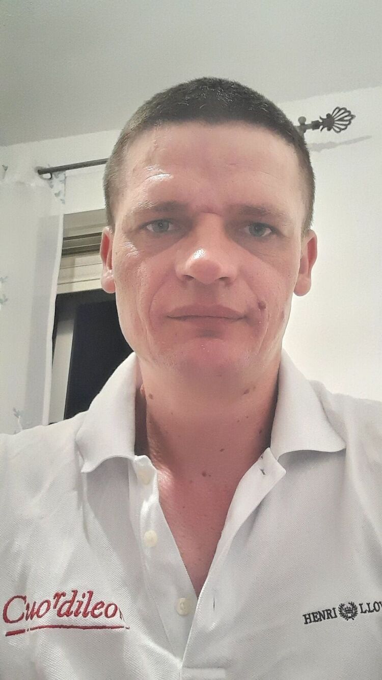  Mostoles,   , 37 ,   ,   