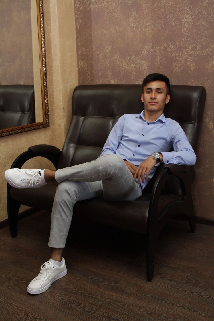  ,   Ikrom, 25 ,   ,   , 