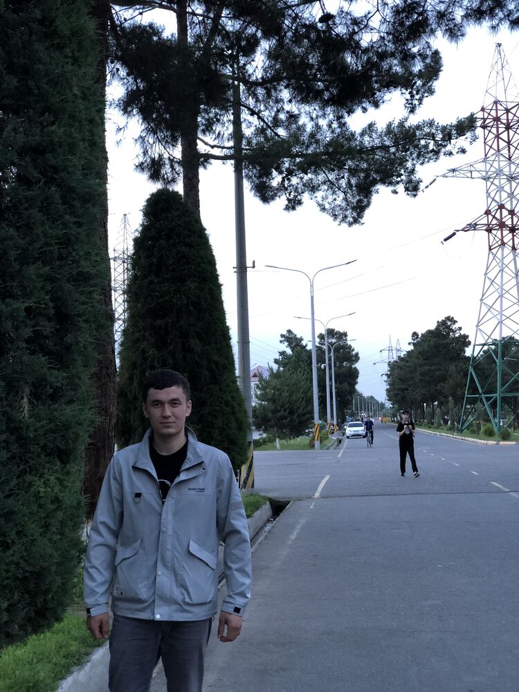  34781227  Yahyobek, 22 ,    