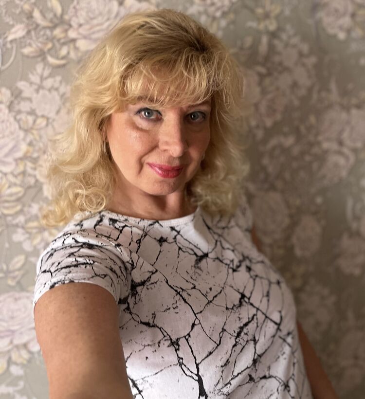  53826667  LaRisa, 65 ,    