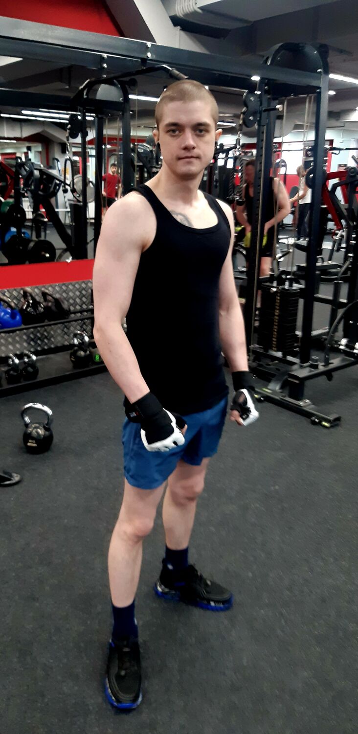  ,   Ruslan, 30 ,   ,   , c 