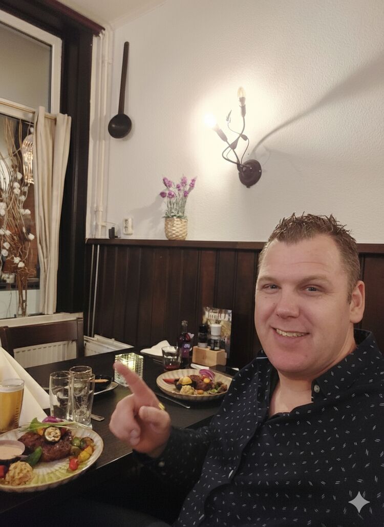 ���� 55602277 ������� Ric, 42 ����, ���� ���������� � Hollandscheveld