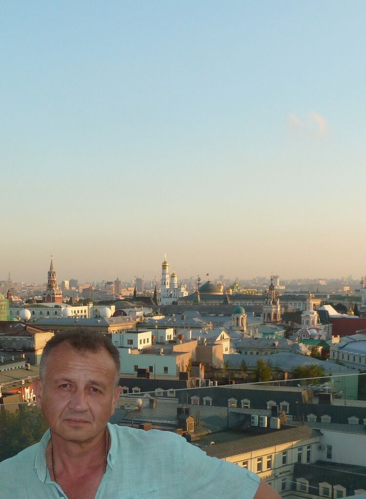  ,   Viktor, 51 ,   ,   , c 