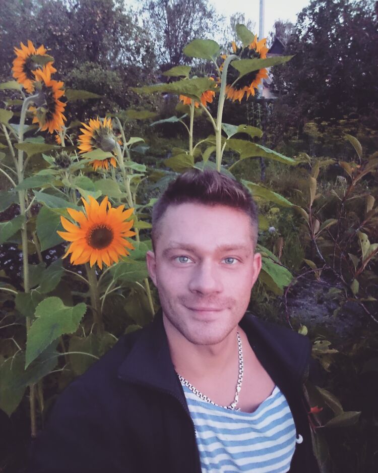  23939817  Zoroboy, 37 ,    