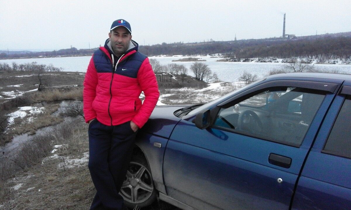  6979437  RAMIN, 46 ,    
