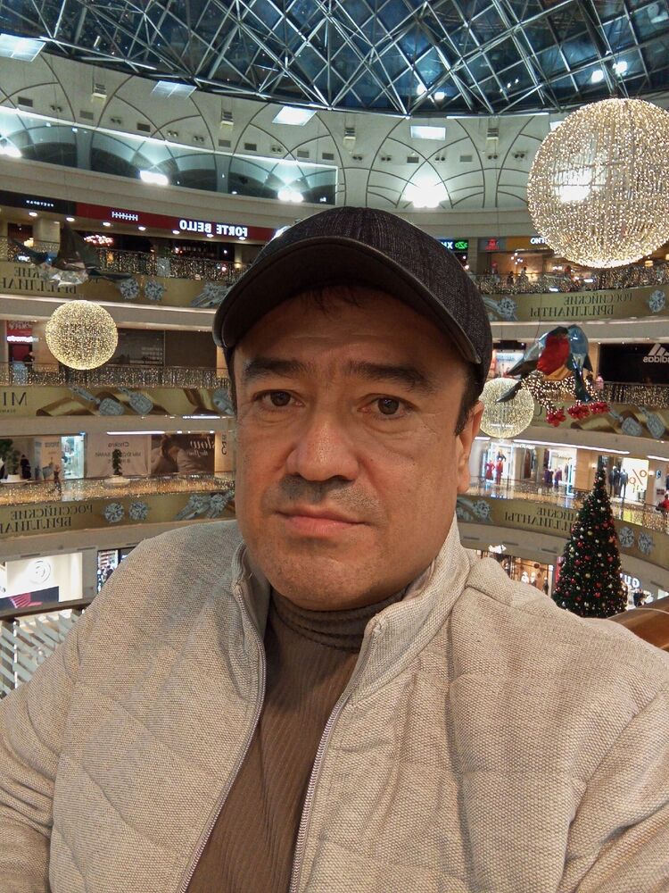  53081697  Rauf, 51 ,    