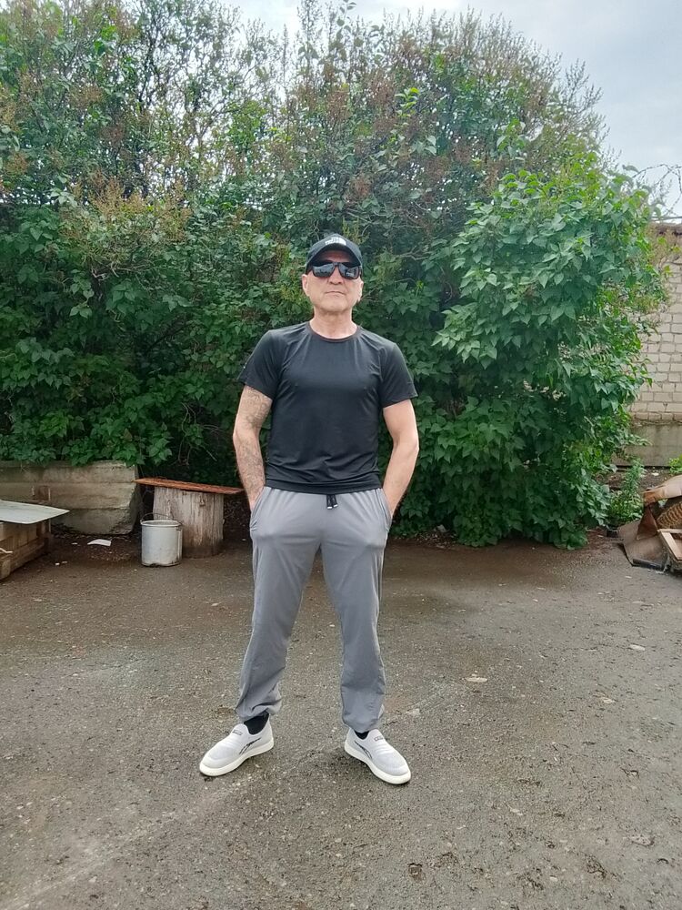  53882197  , 56 ,    -