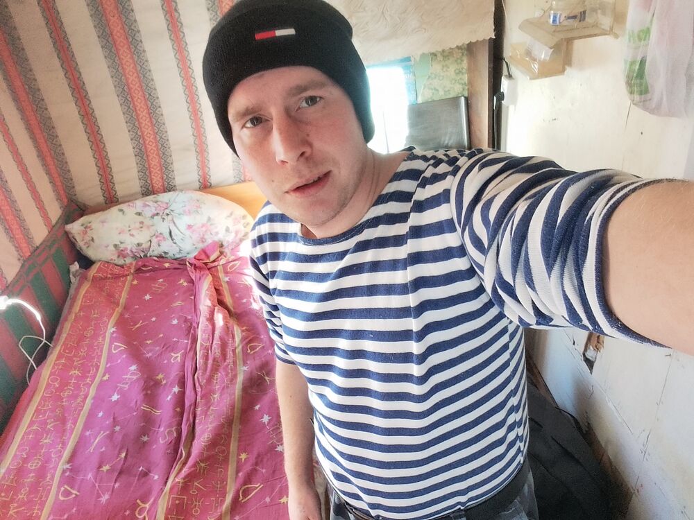  ,   Pavel, 30 ,   ,   , c 