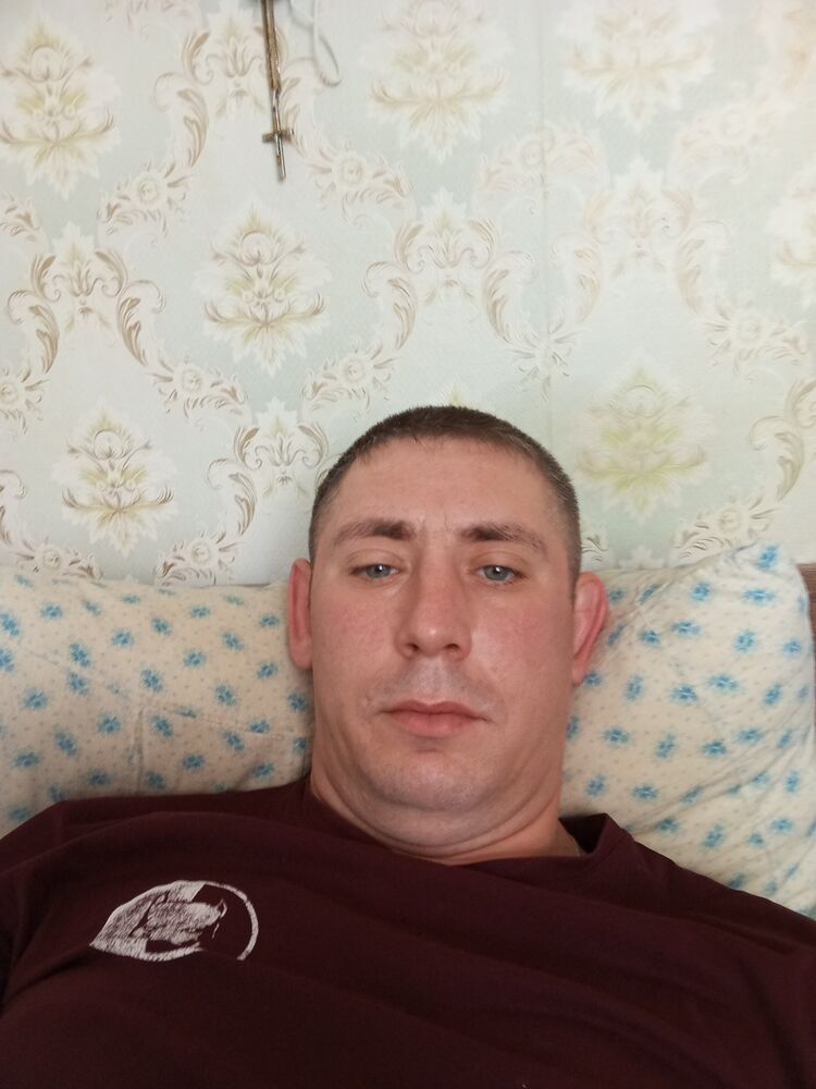  46618517  , 37 ,    