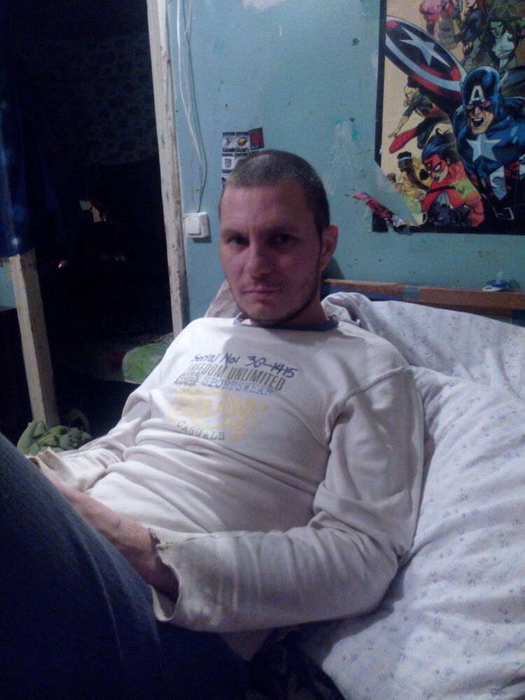  8762427  Alakey, 44 ,    