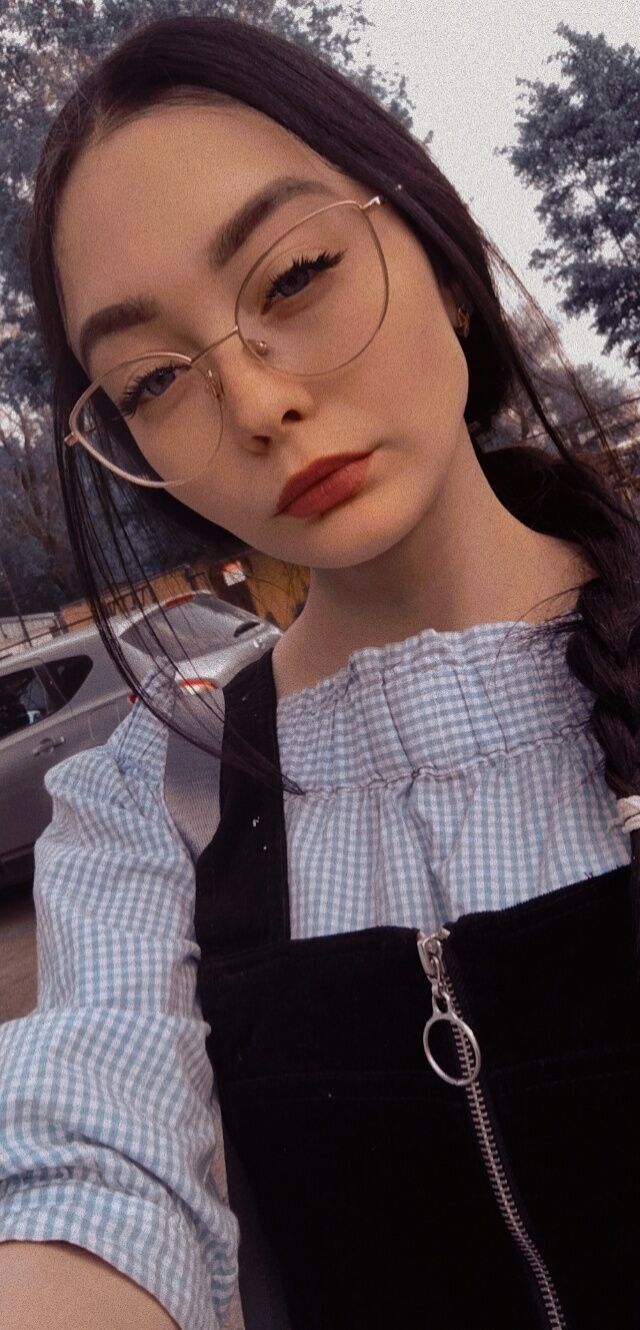  ,   Ekaterina, 22 ,     , c 
