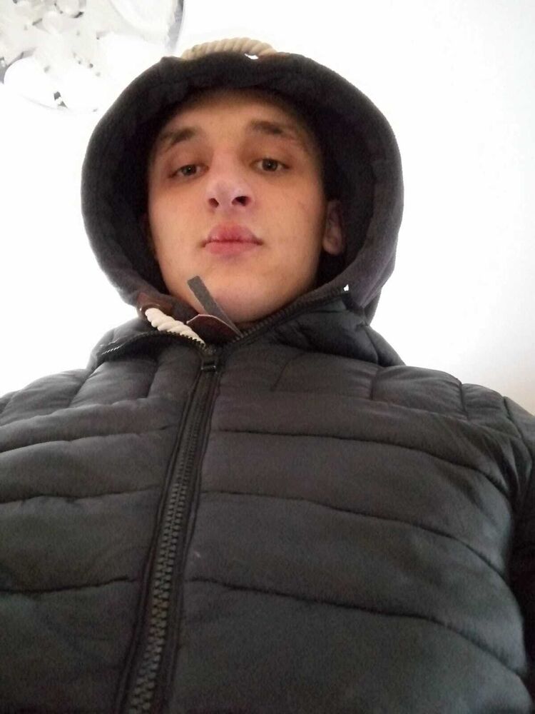  43645467  Slava, 27 ,    